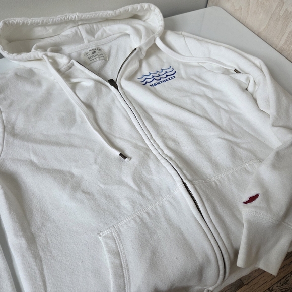 Sweater - Picture 4 of 4